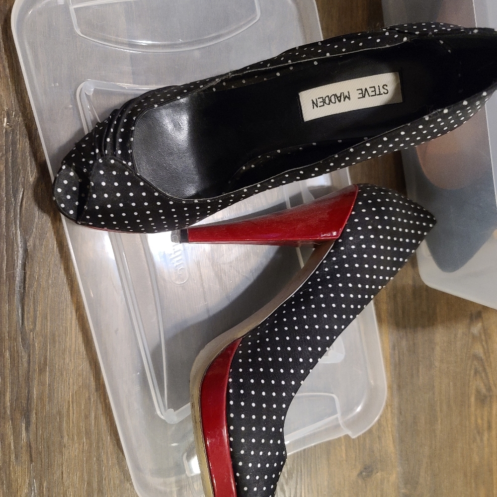 Steve Madden Pumps